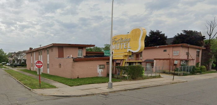 Fontaine Motel - 2022 Street View (newer photo)